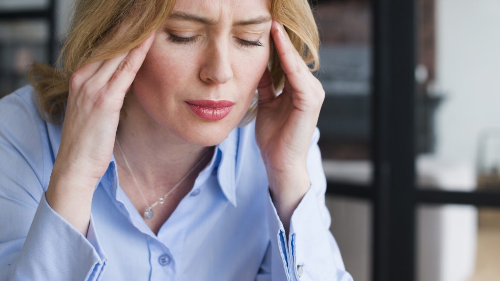Woman’s Migraines, Motion Sickness Thought To Be From Phone Use Revealed Rare Brain Disorder Woman’s Migraines, Motion Sickness Thought To Be From Phone Use Revealed Rare Brain Disorder