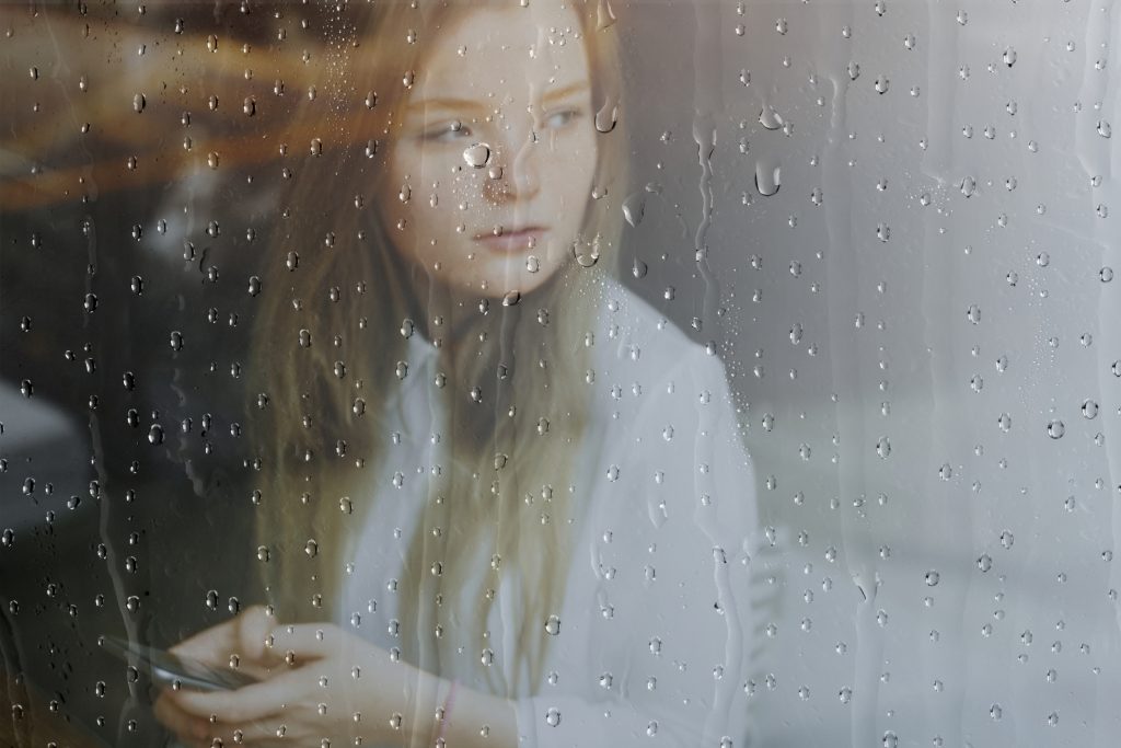 Rare Water Allergy Causes Excruciating Pain For Woman—From Drinking To Showering, She Shares Her Daily Struggle