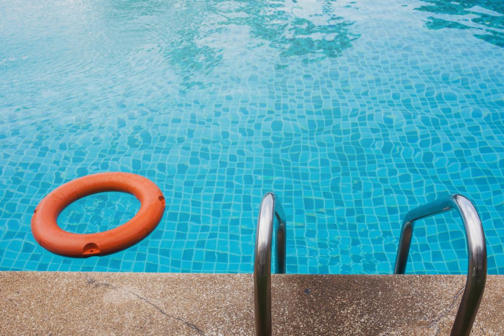 Common Mistake While Swimming To Blame