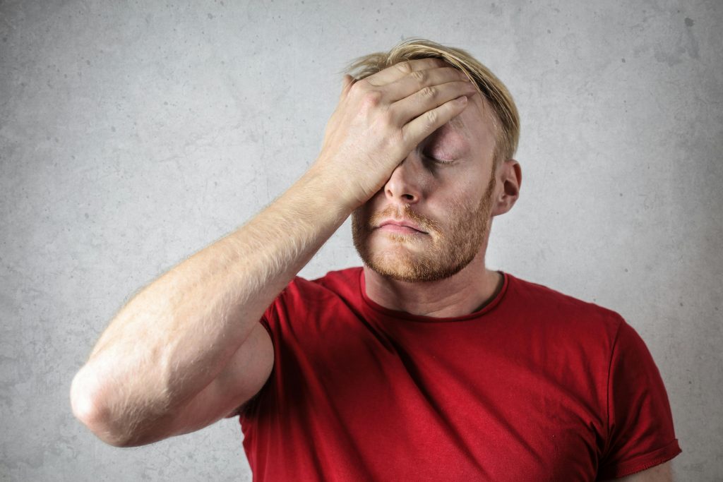How Water Intake and Health Hydration Affect Head Pain