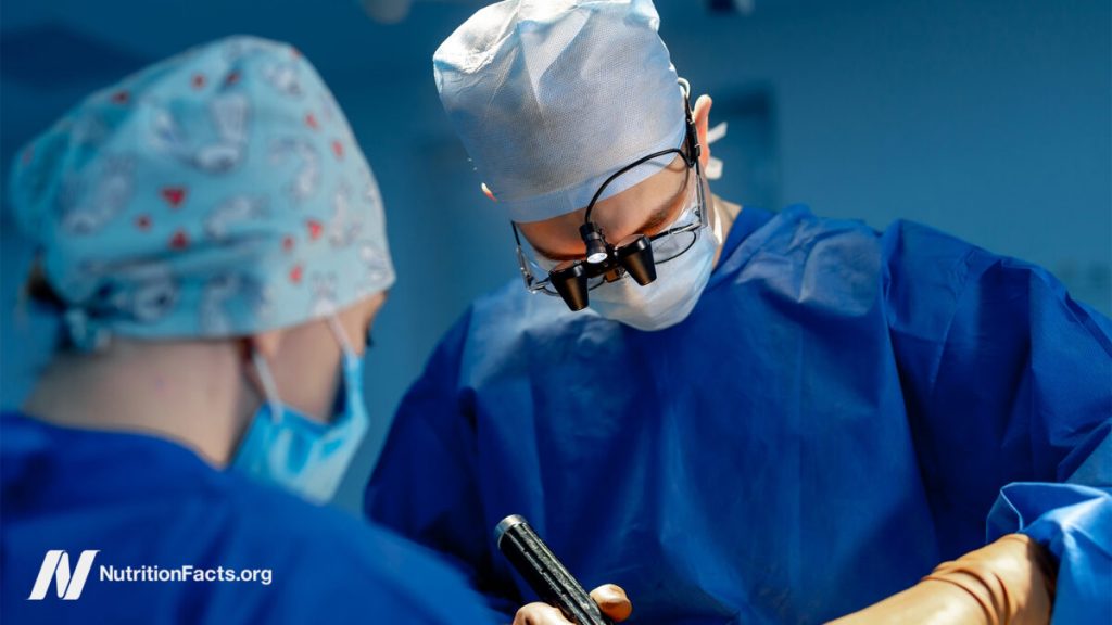 Bariatric Surgery: Risks in the OR and Beyond Bariatric Surgery: Risks in the OR and Beyond
