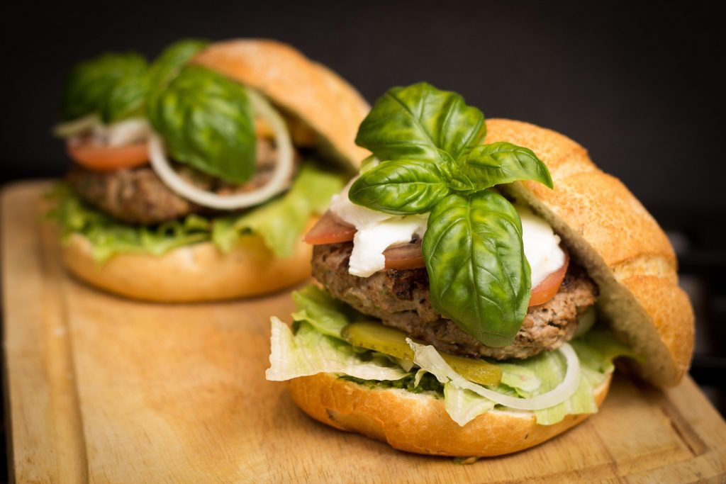 What Really Works According to Evidence-Based Nutrition (and What’s Just Marketing Hype)