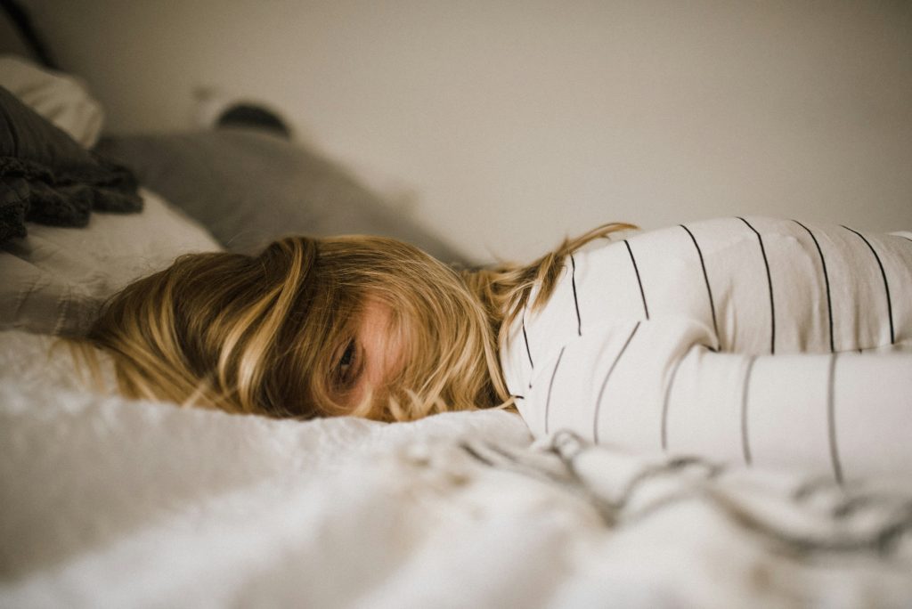 Struggling With Insomnia? Sleep Fixes That Restore Circadian Rhythm and Deep Rest Struggling With Insomnia? Sleep Fixes That Restore Circadian Rhythm and Deep Rest