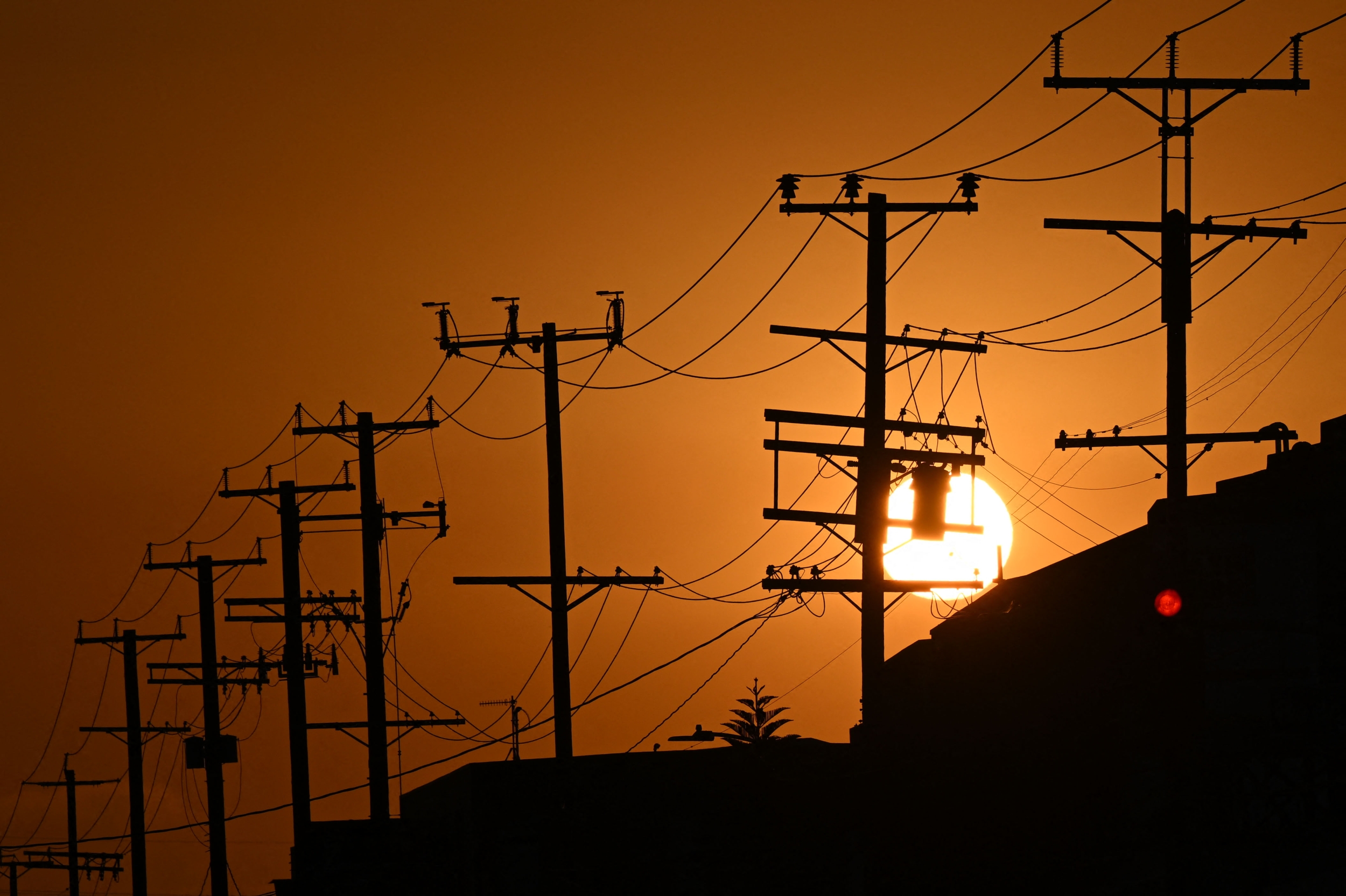 The Heat Wave Could Cause Power Outages This Holiday Weekend: What to Do if Your Power Goes Out The Heat Wave Could Cause Power Outages This Holiday Weekend: What to Do if Your Power Goes Out