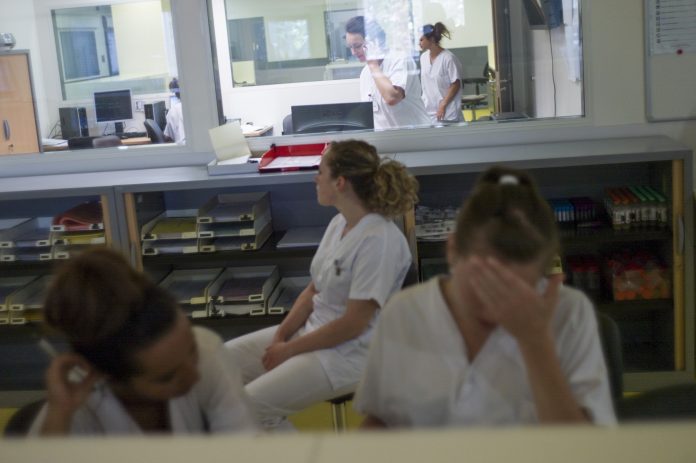 Kaiser Permanente Must Repay Over 1,000 California Nurses Shorted by a 2021 Payroll Change After Arbitration Ruling