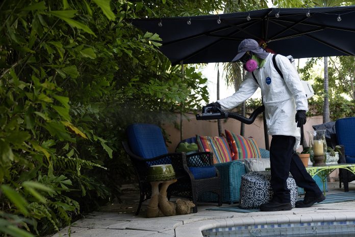 El Paso Man in His 50s Hospitalized with Severe West Nile as Rain Raises Mosquito Risk for Families